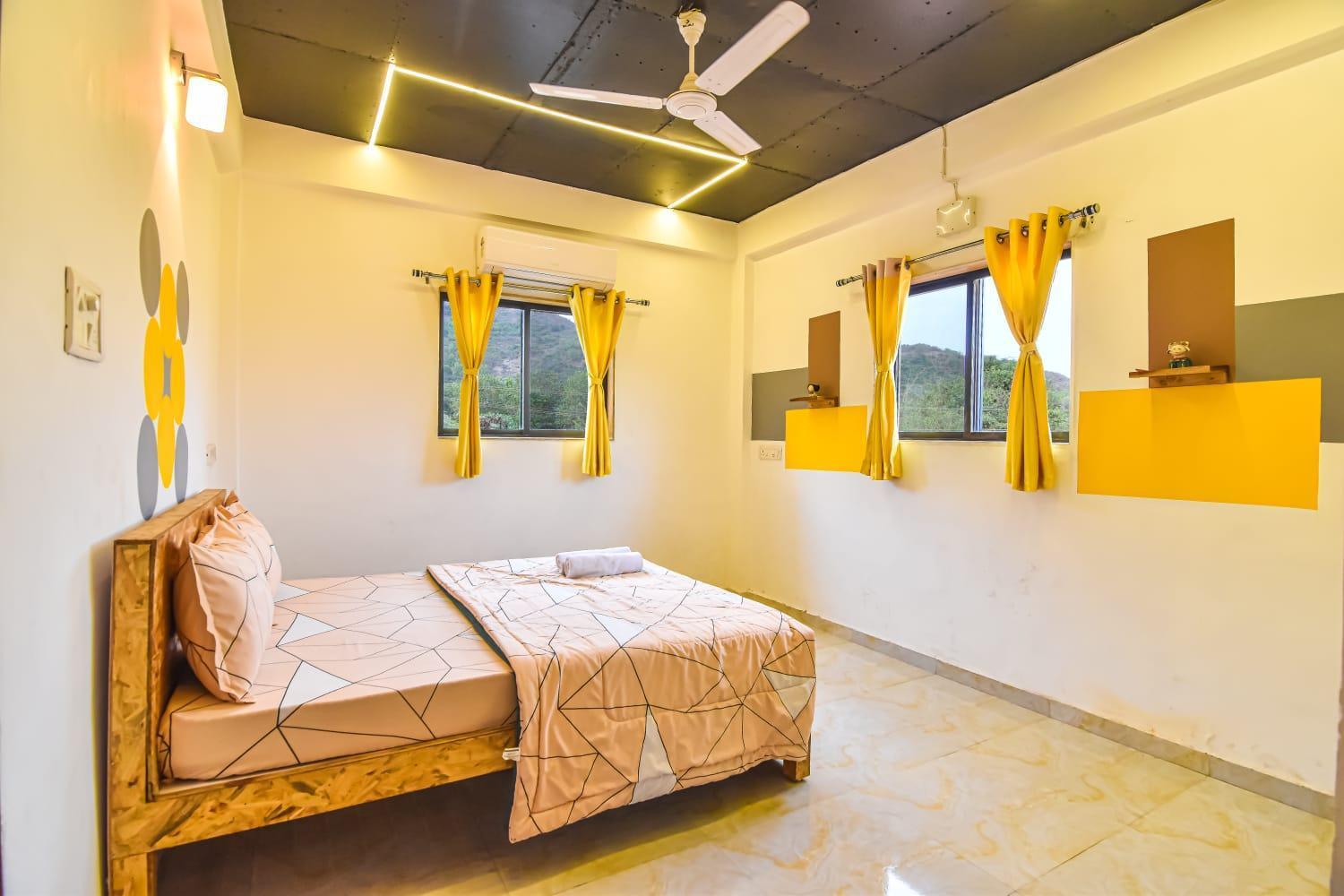 Empyrean Stay Ll 3Bhk Ll Black Horse Villa Ll Ac Ll Private Pool Ll Wifi II Lux Ll Lonavla Exterior foto